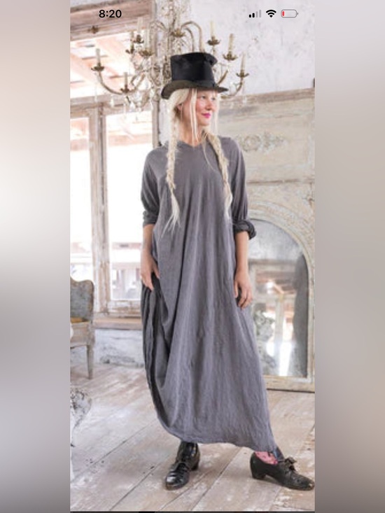 Magnolia Pearl Dresses & Skirts - Magnolia Pearl Viggo hood dress